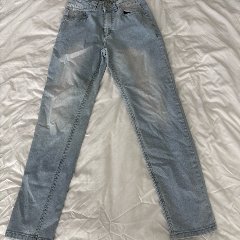 Amazon Men's Light Blue Skinny Jeans